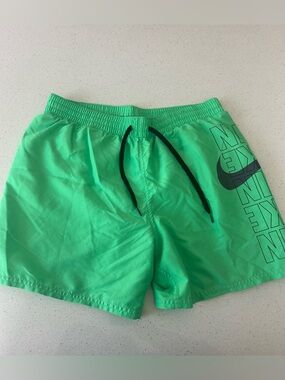 Nike Men’s Swim Trunks Bottom Board Shorts Green Size Medium